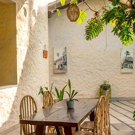 Lime & Co Hostel Велигама Экстерьер фото